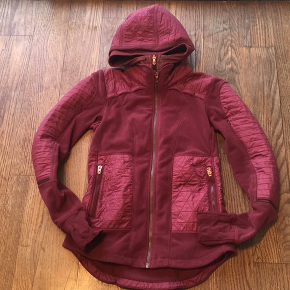lululemon athletica Jackets & Blazers - Lululemon Fleecy Keen wine berry rose gold Sz 6
